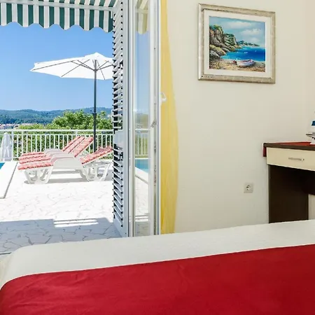 Ferienhaus Fuer 8 Personen Und 1 Kind In Kuciste, Dalmatien Sueddalmatien Σπίτι διακοπών *