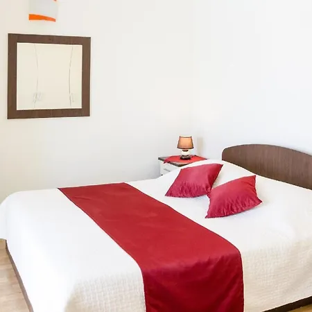 펜션 Ferienhaus Fuer 8 Personen Und 1 Kind In Kuciste, Dalmatien Sueddalmatien