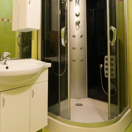 Ferienhaus Fuer 8 Personen Und 1 Kind In Kuciste, Dalmatien Sueddalmatien *